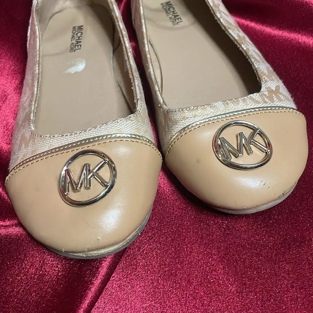 Michael Kors kids flats Sz 2